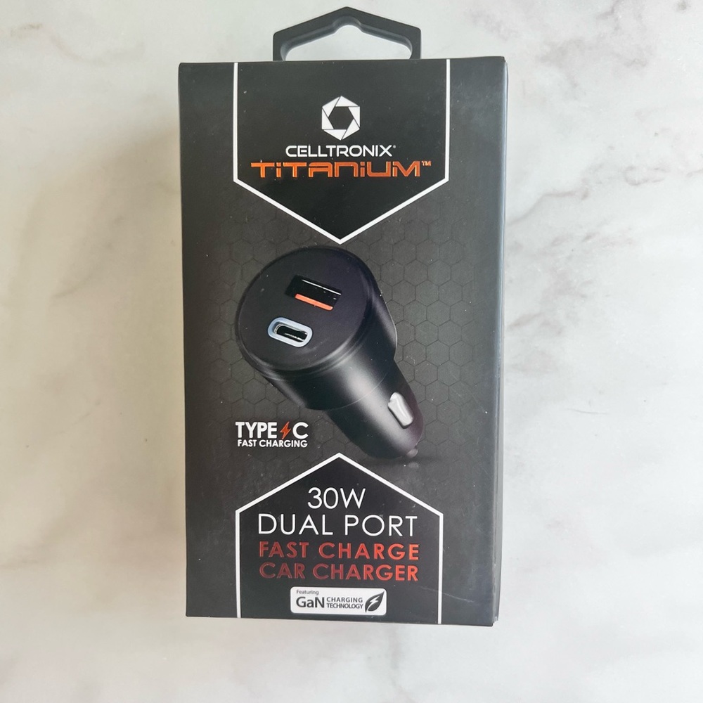 Titanium Black Dual Port Car Charger